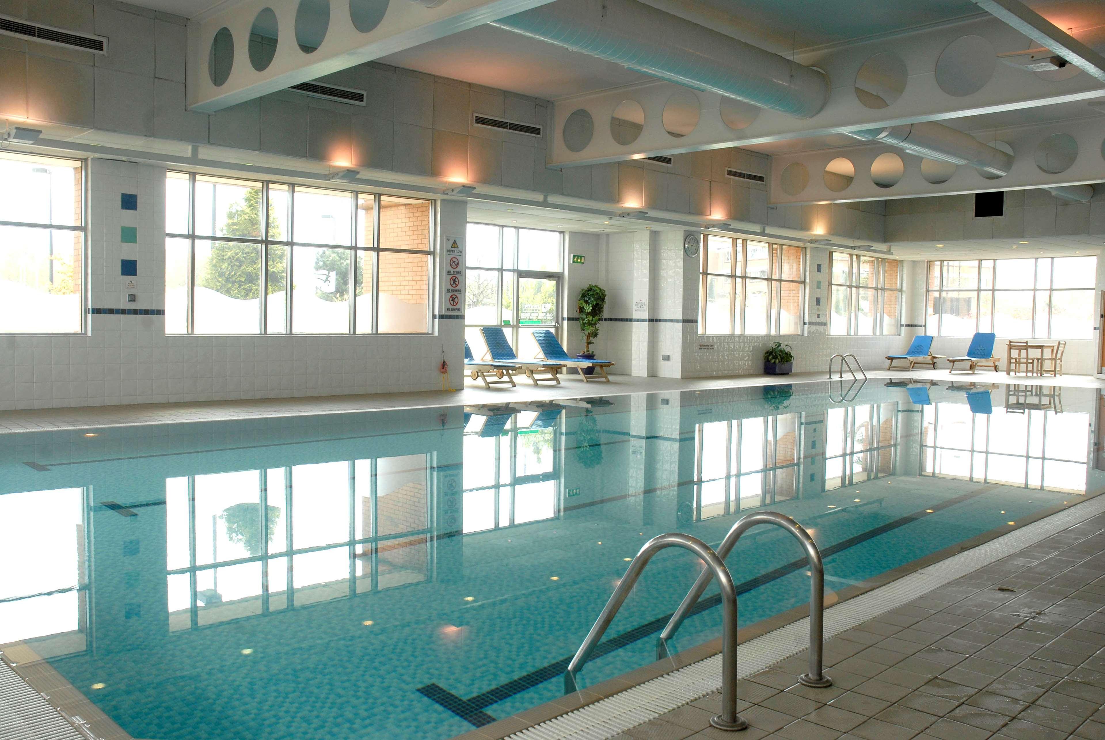 Doubletree By Hilton Glasgow Strathclyde Bellshill Extérieur photo