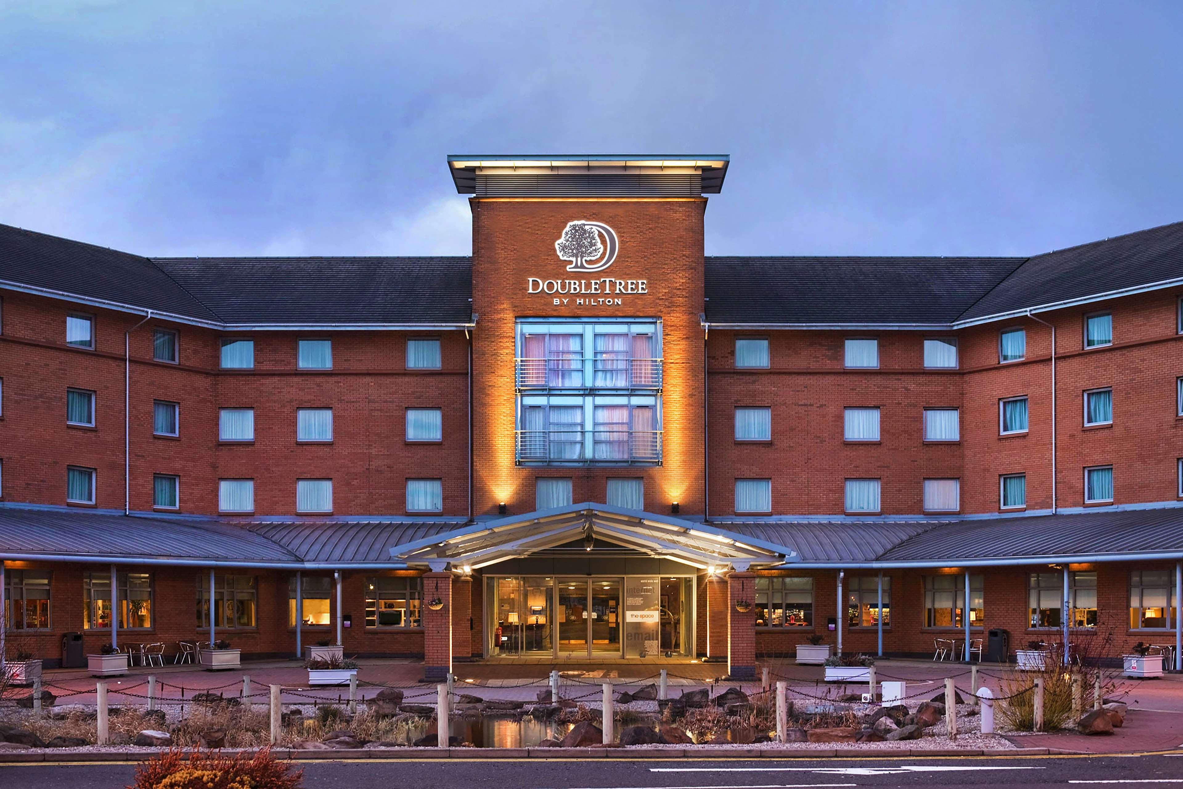 Doubletree By Hilton Glasgow Strathclyde Bellshill Extérieur photo