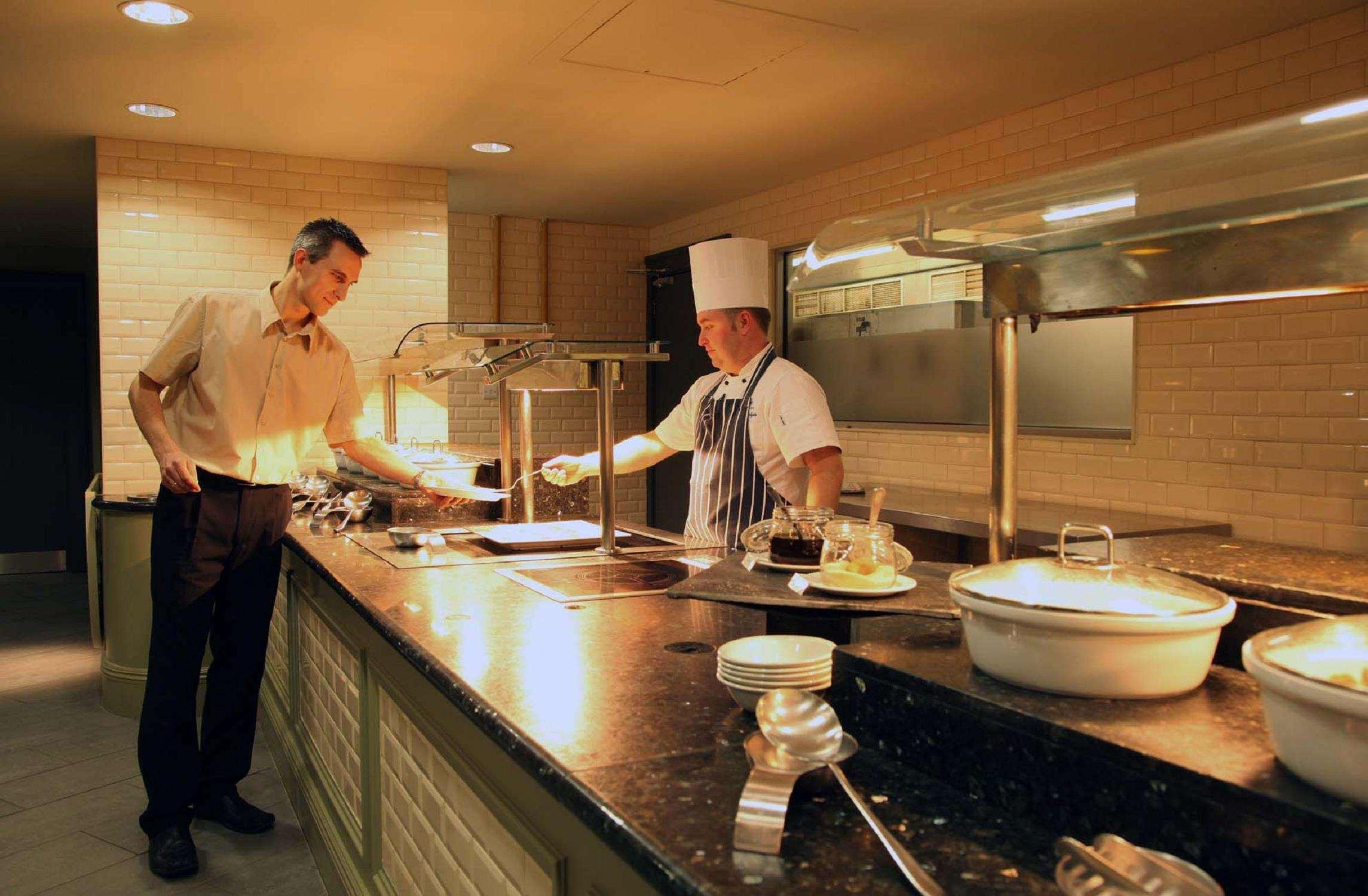 Doubletree By Hilton Glasgow Strathclyde Bellshill Extérieur photo
